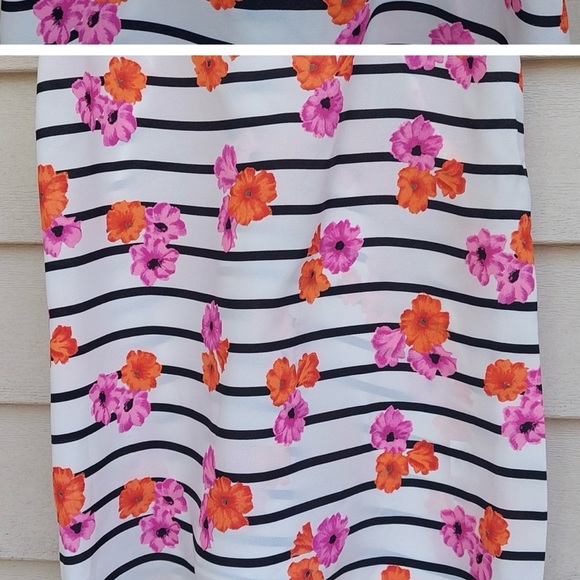 J Crew | Women’s Floral Racerback Tank Top Cami Blouse Shirt Size 2 - Picture 3 of 8